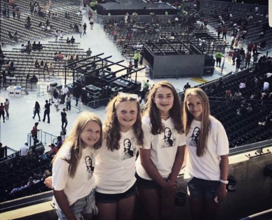 … Ready For It?... Long time Taylor Swift fan Paige Wilkinson gets ready with friends for Swift’s 2018 Reputation concert. Recently, Swift opened up that at the time of the tour she was dealing with an eating disorder.