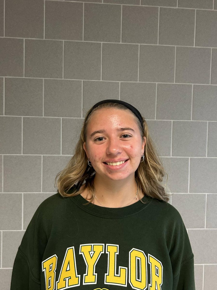 “I'm for C lunch just because it splits up my day. I’ve already gone through three blocks and I only have one block left, so it's a nice little break.” - Senior Cordy Lorenz